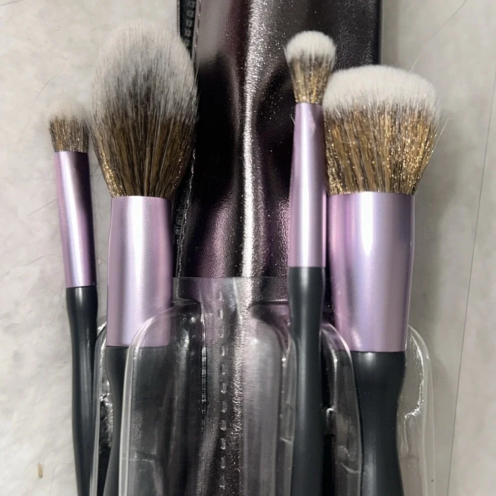 Ulta Beauty Flawless Face & Eye 4 Piece Makeup Brush Kit with Travel Case Purple